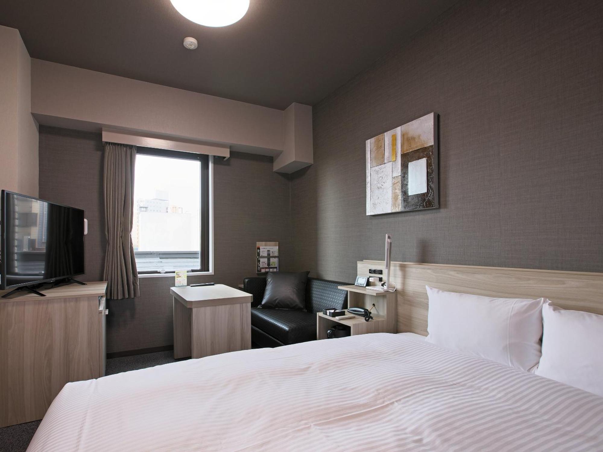 Hotel Route-Inn Toyama Ekimae Eksteriør bilde