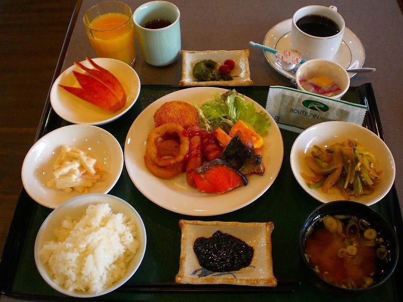 Hotel Route-Inn Toyama Ekimae Eksteriør bilde